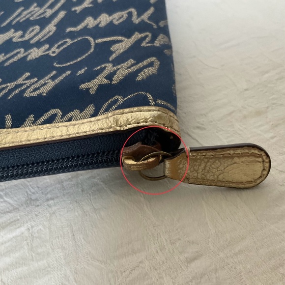 Coach Tablet Case iPad Cover Padded Zippered Pouch with Metallic Thread/Graphics - Picture 14 of 14